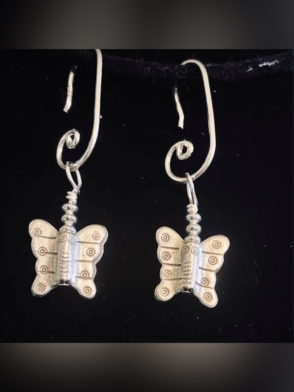 💕New 💕Sterling Silver Karen Hill Tribe Earrings
